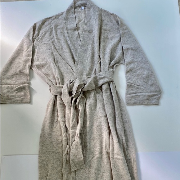 Caron Joy Other - 100% cashmere robe long L new